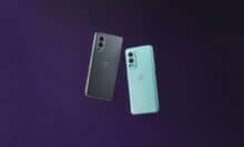 Bild des OnePlus Nord 2 5G in den Farben Blue Haze und Gray Sierra