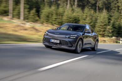 Fährt der Genesis GV60 den anderen Luxus-Elektroautos davon? (Bild: Genesis)