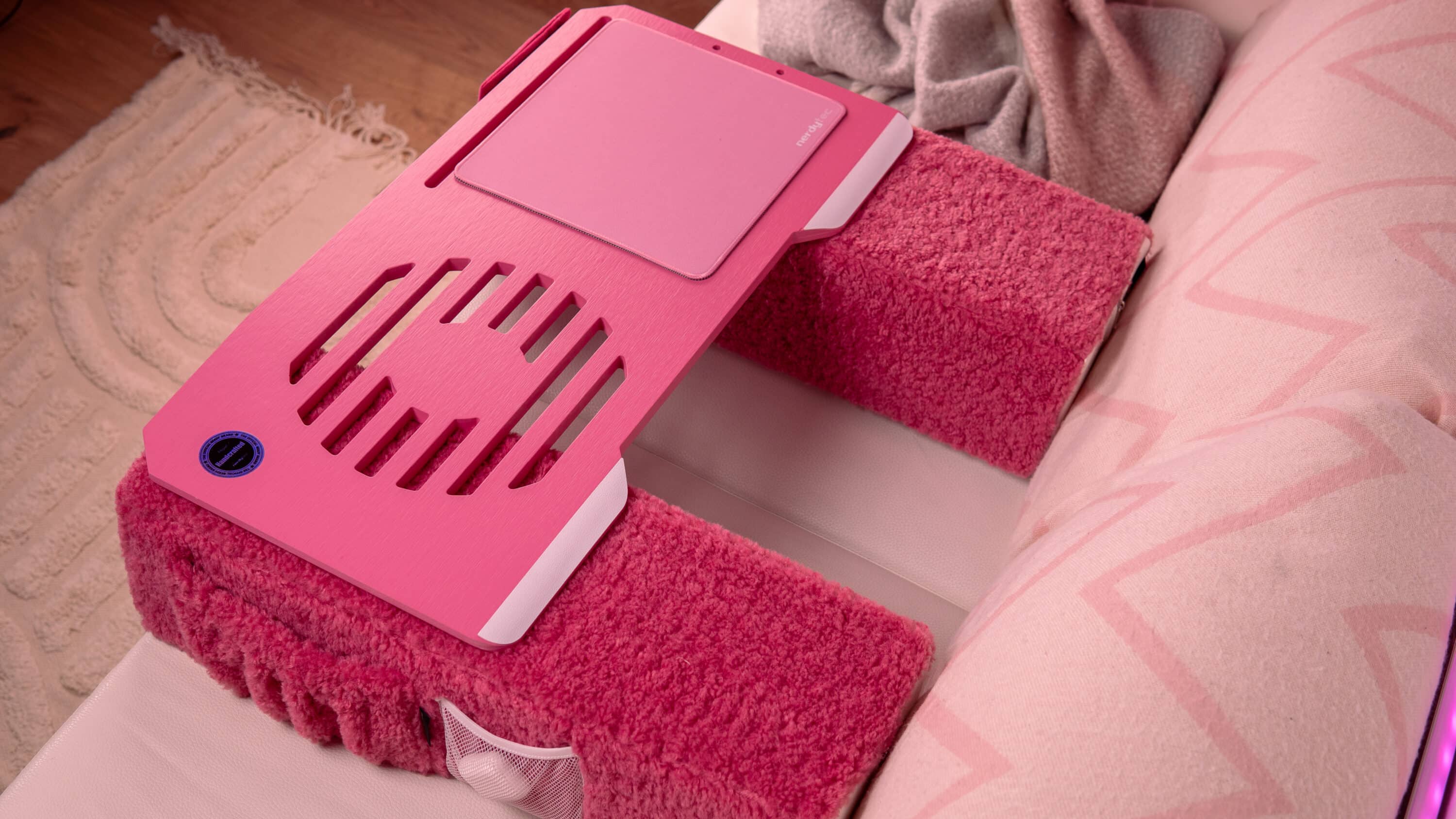 nerdytec Couchmaster cypink