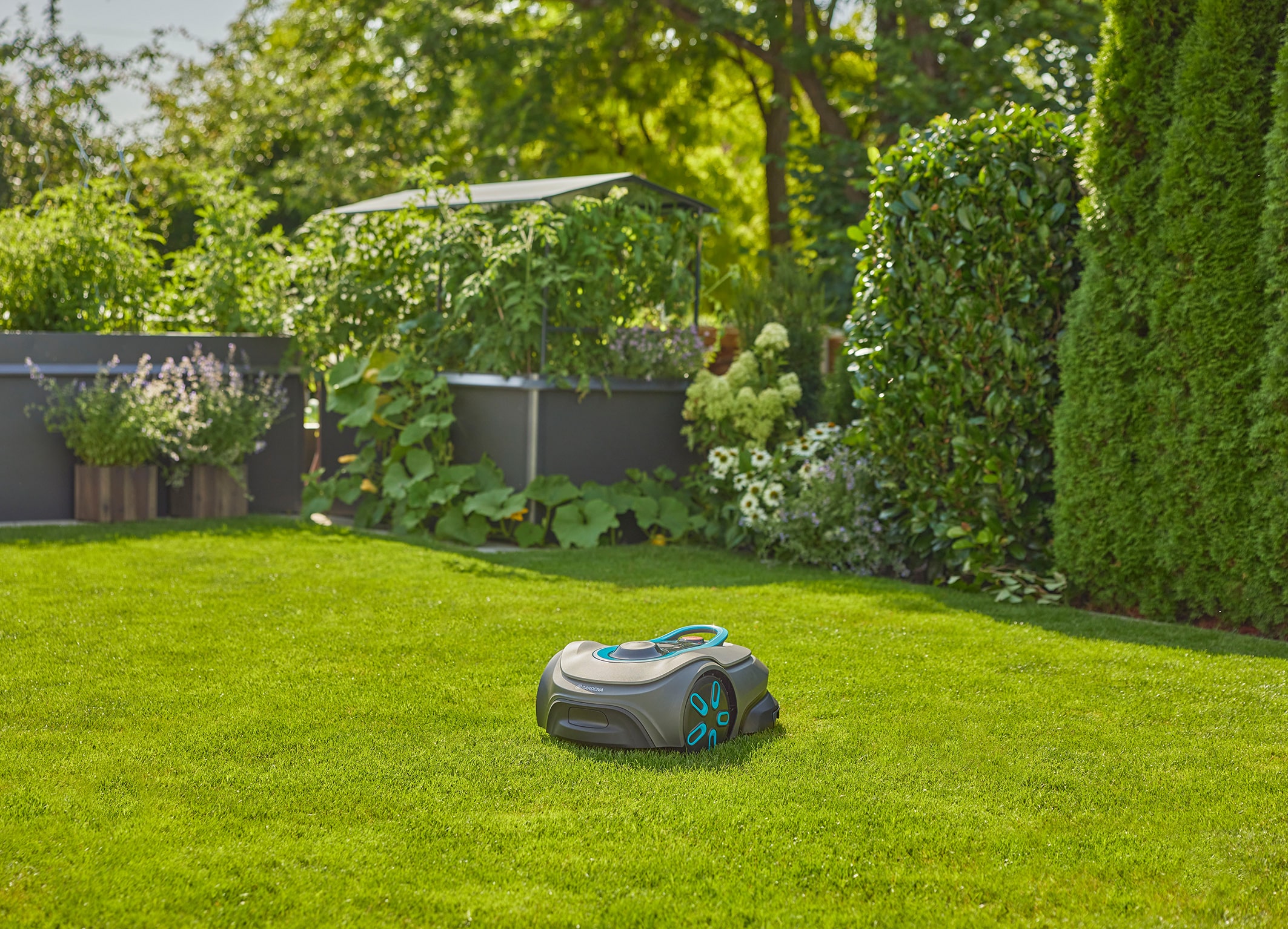 Gardena SILENO robotic lawnmower