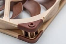 Noctua NF-A14x25 G2 raised corners