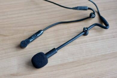 Modmic Uni V5 (top), USB 2 (bottom)