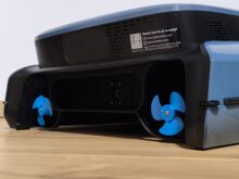 Side view of the propellers