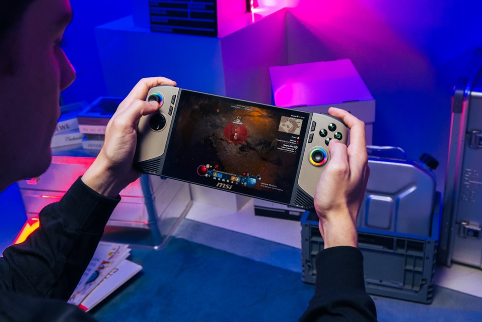 MSI Claw 8 AI+ and Claw 7 AI+