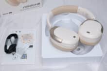 Unpacked scope of delivery with remaining packaging material