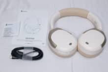 Complete scope of delivery of the Edifier W830NB at a glance