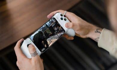 ZIKE USB-C Mobile Gaming Stretch Controller Z331