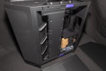 The removed right side panel of the H9 Flow RGB+ with a view of the rear chamber