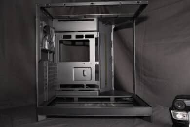 The front chamber of the almost completely disassembled H9 Flow RGB+