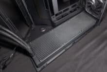 Installation of the 420mm radiator in the upper fan slot