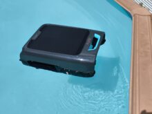 Obstacle detection works reliably.