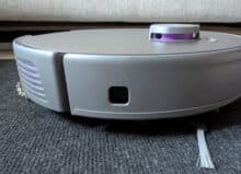 Side sensor and housing cut-out of the 3i P10 Ultra Robot Vacuum Cleaner