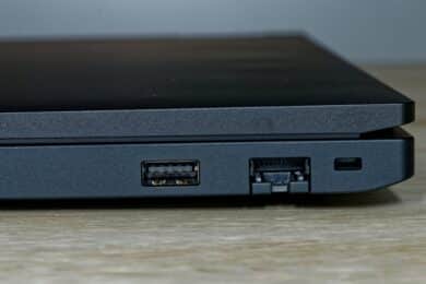 Connectors on the right of the Lenovo Thinkpad E16 G2