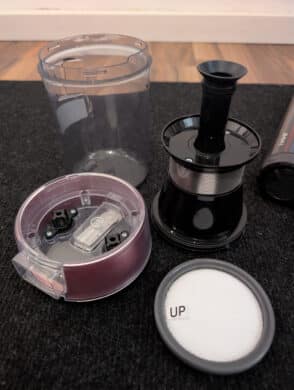 Dismantled filter system of the Jimmy BX8