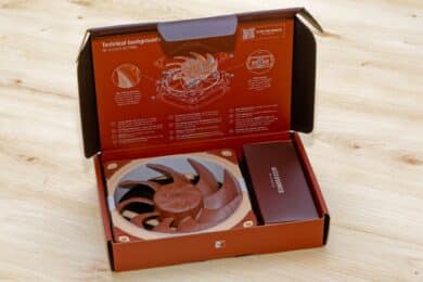 Noctua NF-A12x25 G2 in the box