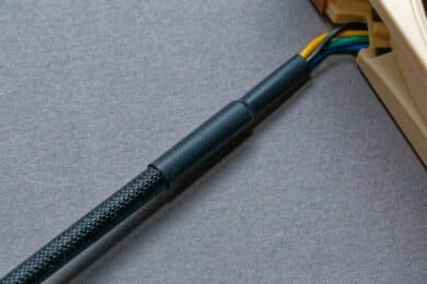 Fan cable with sleeving