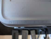 Inch scale on the lid of the Anker EverFrost 2 23L